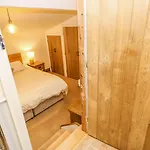 Padley Barn Holiday home
